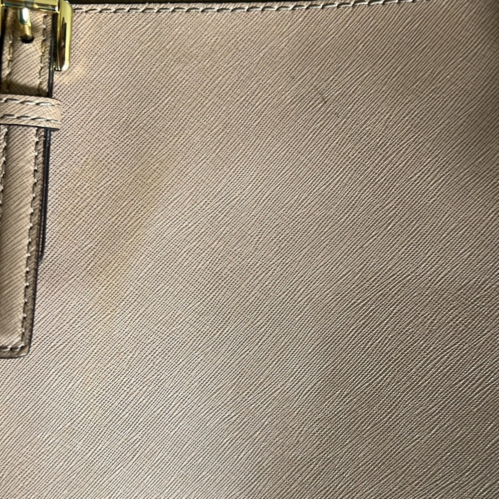 Authentic Michael Kors Handbag - image 7